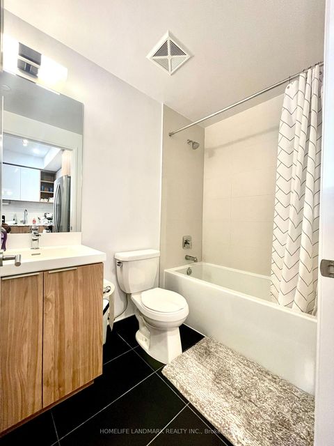 Photo 14 at 2110 - 25 Holly Street, Mount Pleasant West, Toronto