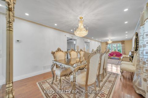 Photo 9 at 2606 Ambercroft Trail, Central Erin Mills, Mississauga