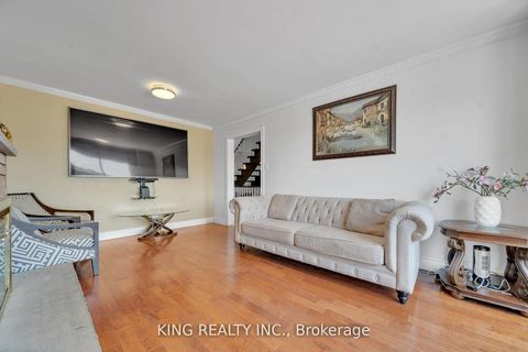 Photo 11 at 2606 Ambercroft Trail, Central Erin Mills, Mississauga