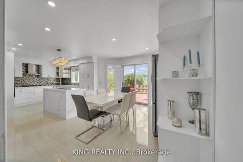 Photo 14 at 2606 Ambercroft Trail, Central Erin Mills, Mississauga