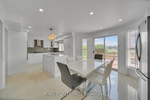 Photo 15 at 2606 Ambercroft Trail, Central Erin Mills, Mississauga