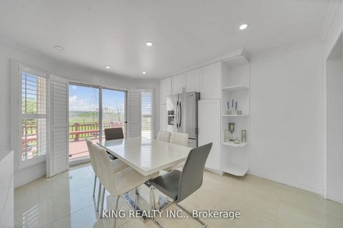 Photo 17 at 2606 Ambercroft Trail, Central Erin Mills, Mississauga