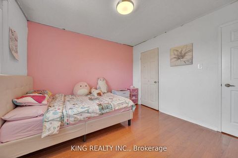 Photo 33 at 2606 Ambercroft Trail, Central Erin Mills, Mississauga