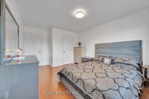 Photo 37 at 2606 Ambercroft Trail, Central Erin Mills, Mississauga