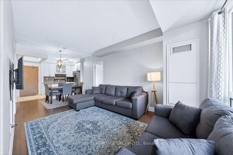 Photo 10 at 510A - 9088 Yonge Street, South Richvale, Richmond Hill