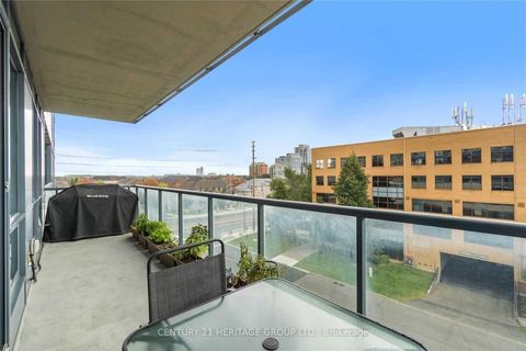 Photo 16 at 510A - 9088 Yonge Street, South Richvale, Richmond Hill