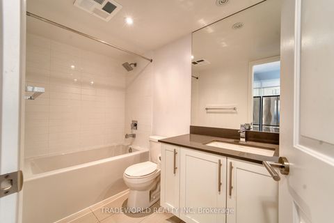 Photo 17 at 713 - 400 Adelaide Street E, Moss Park, Toronto
