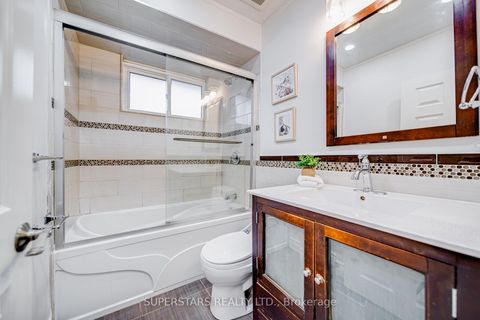 Photo 12 at 5 Terrington Court, Don Mills, Toronto