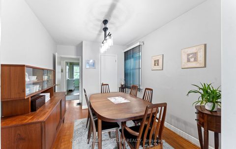 Photo 15 at 17 Vanbrugh Avenue, Cliffside, Toronto