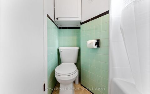 Photo 31 at 17 Vanbrugh Avenue, Cliffside, Toronto