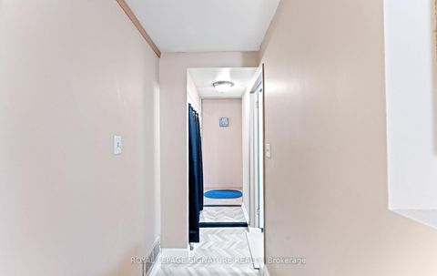 Photo 37 at 17 Vanbrugh Avenue, Cliffside, Toronto