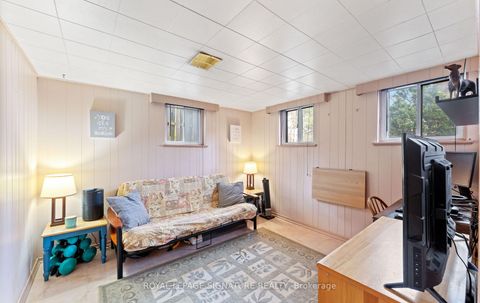 Photo 39 at 17 Vanbrugh Avenue, Cliffside, Toronto