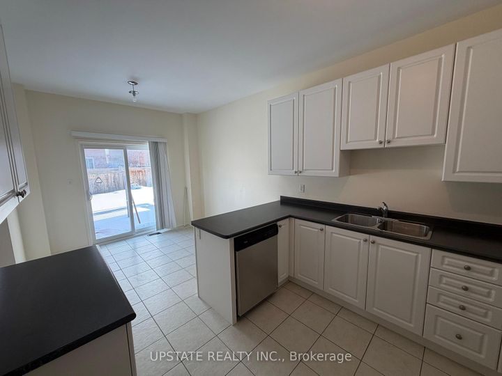 Photo 6 at 105 Heartview Road, Wellington, Brampton