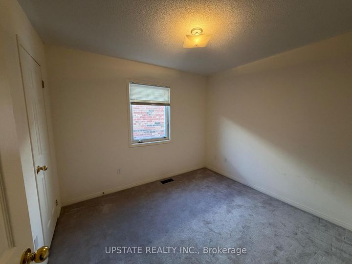 Photo 13 at 105 Heartview Road, Wellington, Brampton