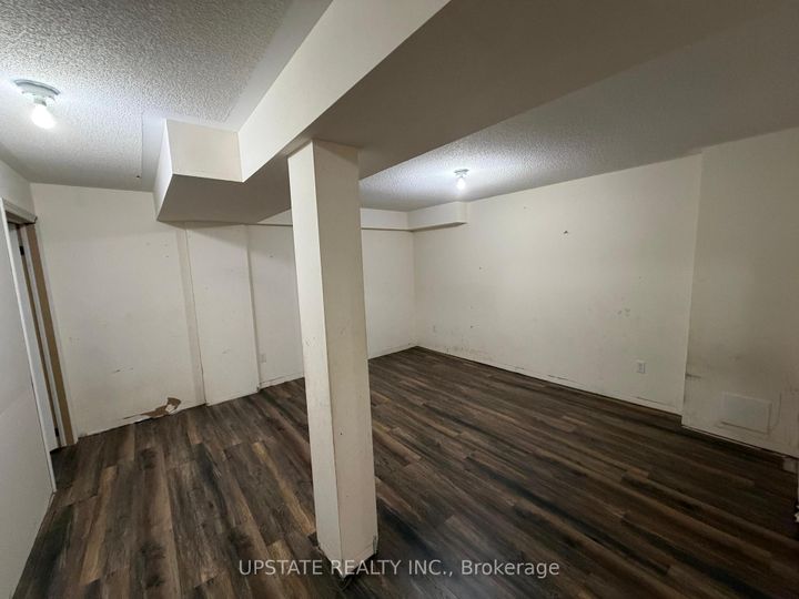 Photo 14 at 105 Heartview Road, Wellington, Brampton