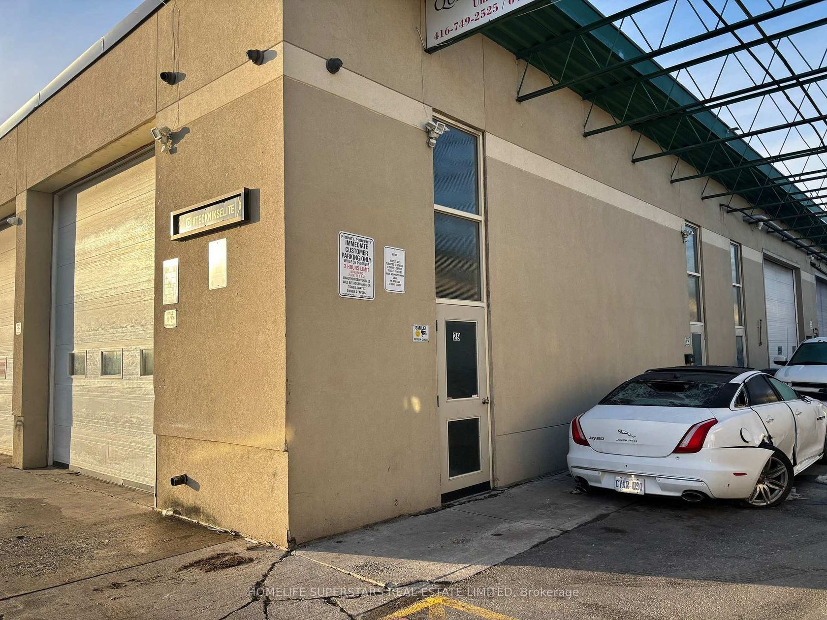 29 - 1772 Albion ROAD Road, Clairville, Toronto photo number 2