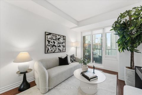 Photo 8 at 1502 - 35 Balmuto Street, Bay Street Corridor, Toronto