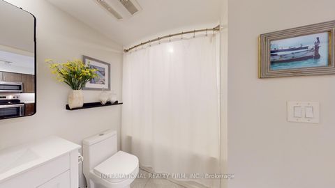 Photo 10 at 322 - 812 Lansdowne Avenue, Junction, Toronto