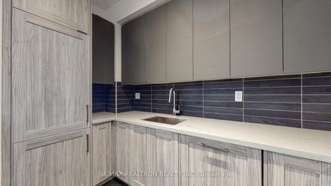 Photo 7 at 904 - 2916 Highway 7 Road, Concord, Vaughan