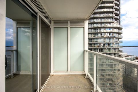 Photo 22 at 2015 - 17 Bathurst Street, Waterfront Communities C1, Toronto