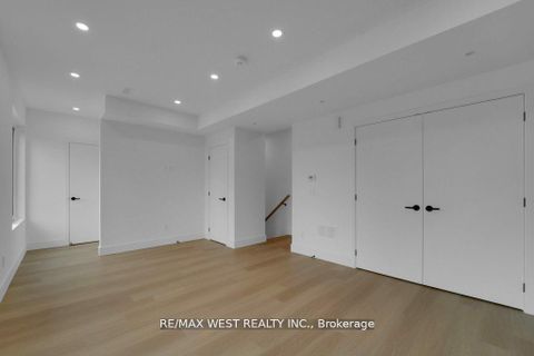 Photo 5 at 661 Winona Drive, Oakwood Village, Toronto