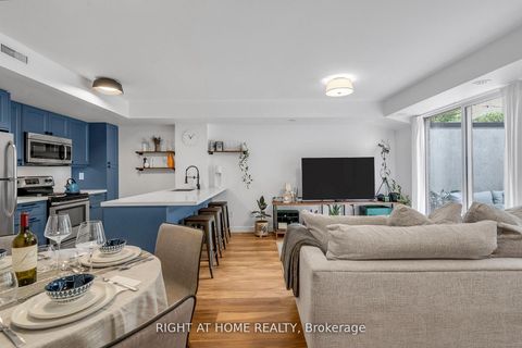 Photo 3 at 146 - 12 Foundry Avenue, Junction, Toronto