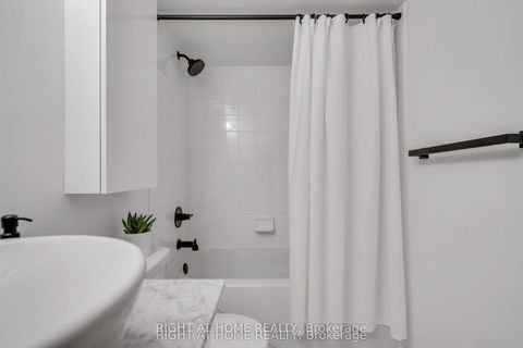 Photo 33 at 146 - 12 Foundry Avenue, Junction, Toronto