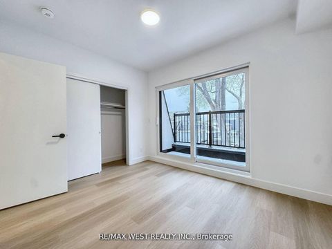 Photo 20 at 49 Morningside Avenue, Swansea, Toronto