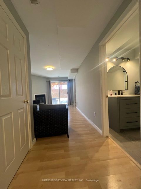 Photo 7 at 27 GADWALL Avenue, Painswick South, Barrie