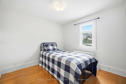 Photo 21 at 61 Methuen Avenue, Lambton Baby Point, Toronto