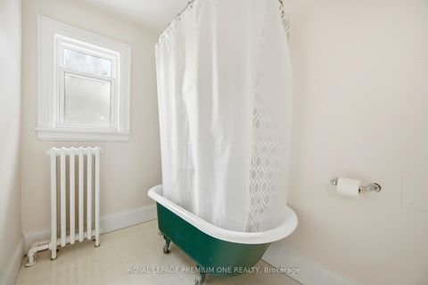 Photo 27 at 61 Methuen Avenue, Lambton Baby Point, Toronto