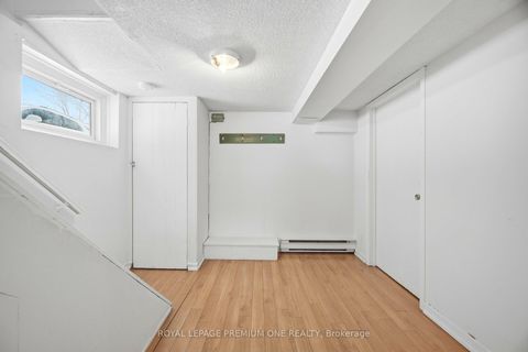 Photo 29 at 61 Methuen Avenue, Lambton Baby Point, Toronto