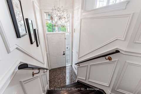 Photo 6 at 27 Bloorview Place, Don Valley Village, Toronto