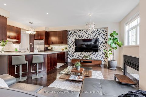 Photo 10 at 27 Bloorview Place, Don Valley Village, Toronto