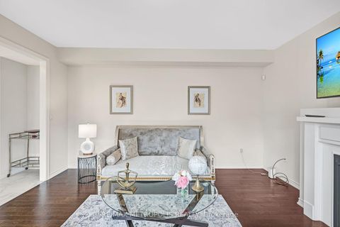 Photo 10 at 15 Douglas Kemp Crescent, Bowmanville, Clarington