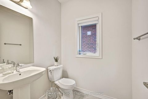 Photo 36 at 15 Douglas Kemp Crescent, Bowmanville, Clarington