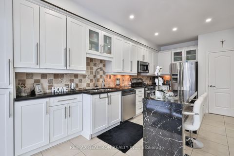 Photo 12 at 23 Sunridge Street, Oak Ridges, Richmond Hill