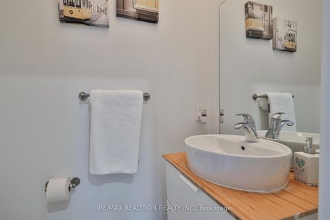 Photo 14 at 23 Sunridge Street, Oak Ridges, Richmond Hill