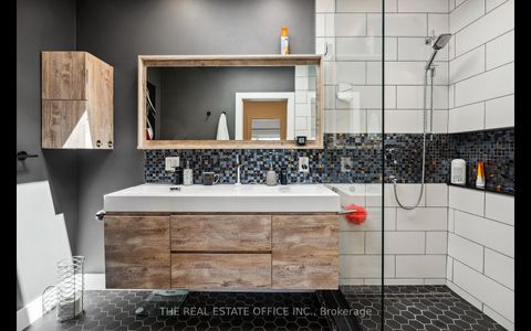 Photo 5 at 17 Evergreen Avenue, Long Branch, Toronto