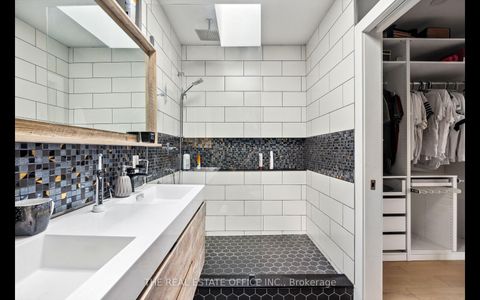 Photo 6 at 17 Evergreen Avenue, Long Branch, Toronto