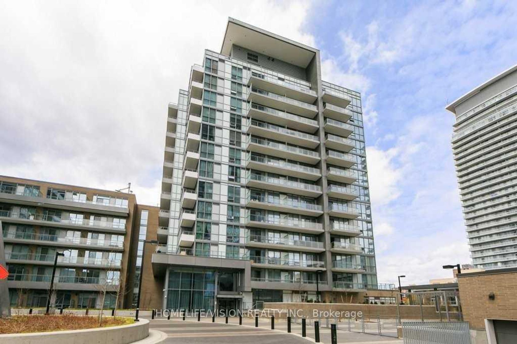 616 - 52 Forest Manor Road, Henry Farm, Toronto 