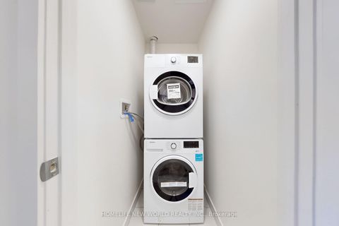 Photo 16 at 2205 - 89 CHURCH Street, Yonge Corridor, Toronto