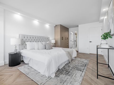 Photo 15 at 1611 - 7420 Bathurst Street N, Brownridge, Vaughan