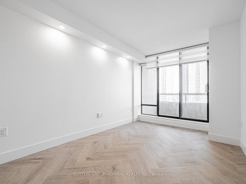 Photo 18 at 1611 - 7420 Bathurst Street N, Brownridge, Vaughan