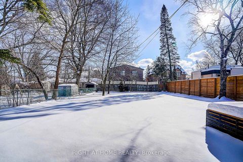 Photo 4 at 215 Churchill Avenue, Willowdale West, Toronto