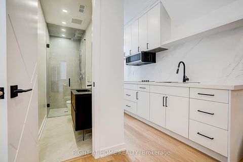 Photo 33 at 215 Churchill Avenue, Willowdale West, Toronto