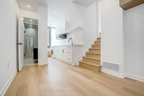 Photo 39 at 215 Churchill Avenue, Willowdale West, Toronto