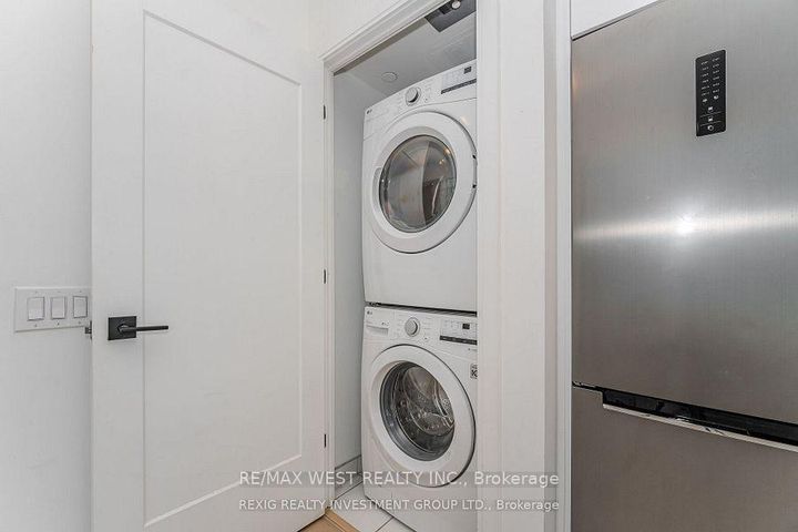 Photo 42 at 4007 - 70 Annie Craig Drive, Mimico, Toronto