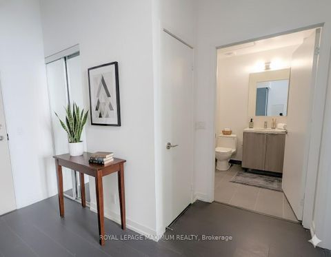 Photo 13 at 201 - 2020 Bathurst Street, Cedarvale, Toronto