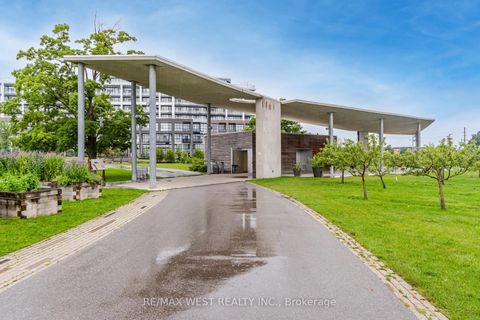 Photo 19 at 218 - 60 George Butchart Drive, CFB, Toronto